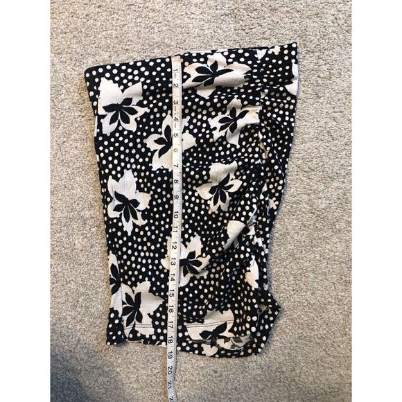 Brand New Anthropologie Porridge Ruched Knit Black & White Mini Skirt Medium - Picture 13 of 13